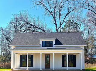 132 Woods Ave, Portal, GA 30450