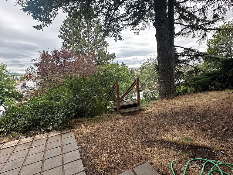 1725 NE Upper Dr — Photo 34