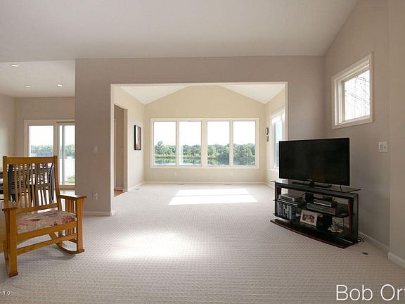 4th image of 3895 Crystal Waters Ln NE #38