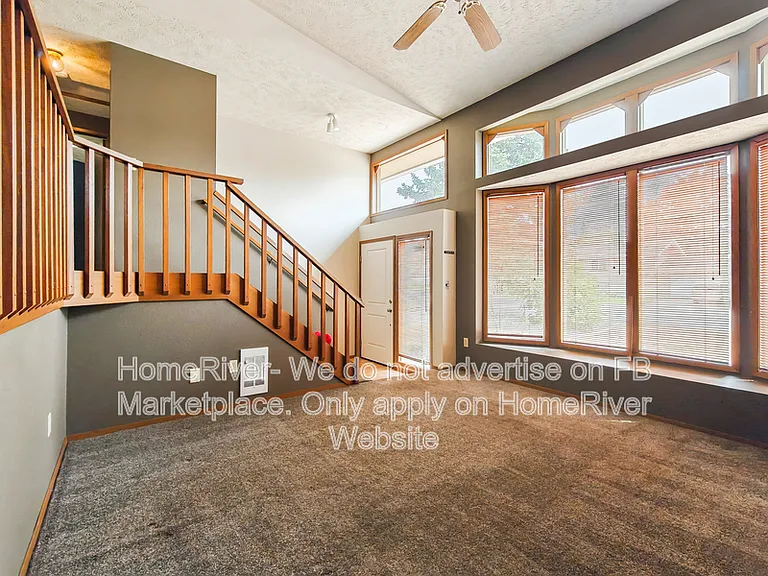 14611 E 13th Ave — Photo 2
