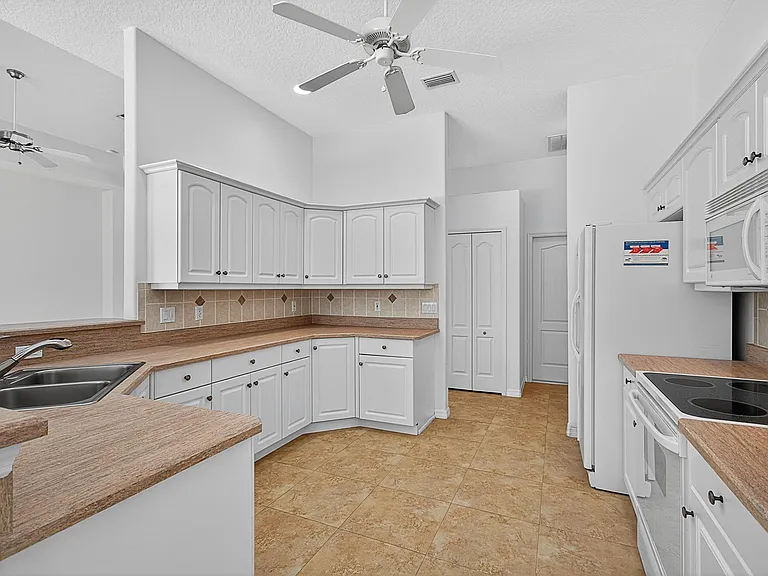 139 Boulder Rock Dr — Photo 12