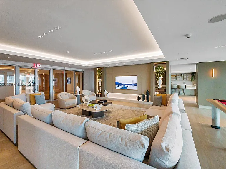 900 Biscayne Blvd #909 — Photo 39