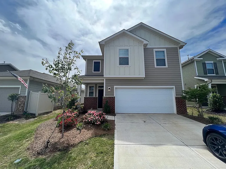 3023 Weddington Pointe Dr — Photo 1