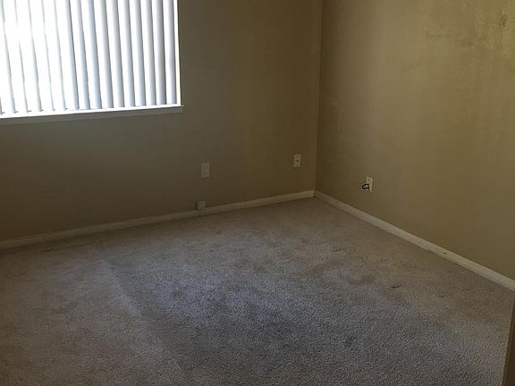4th image of 3715 Tallyho Dr APT 51