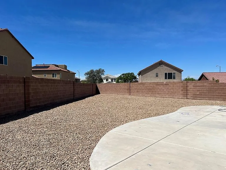 5541 Crestlock Dr — Photo 13
