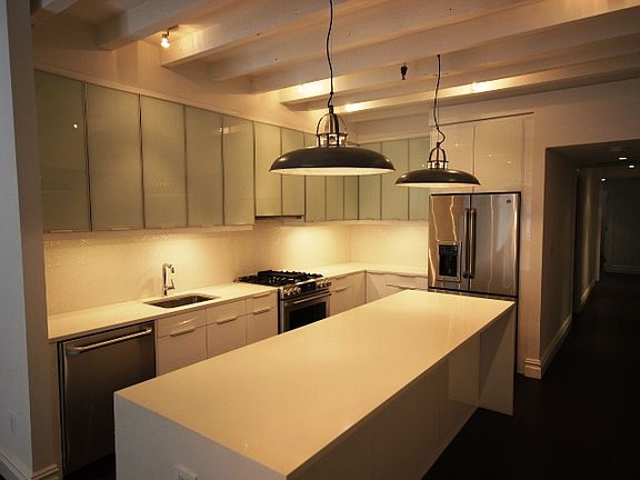 2nd image of 146 W 28th St APT 3