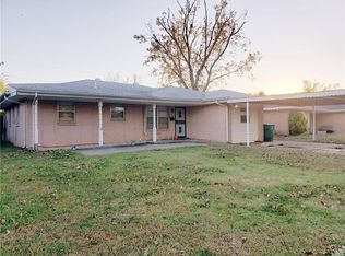 2812 Meadow Cliff Dr, Oklahoma City, OK 73159