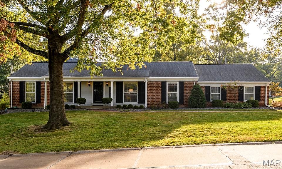 1st image of 1728 Folkstone Dr