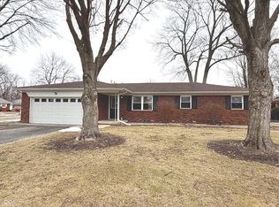 621 Aberdeen Dr, Indianapolis, IN 46241