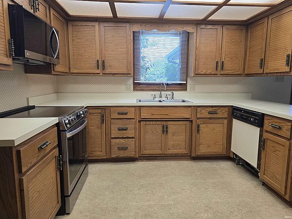 3rd image of 2119 Ransom Dr