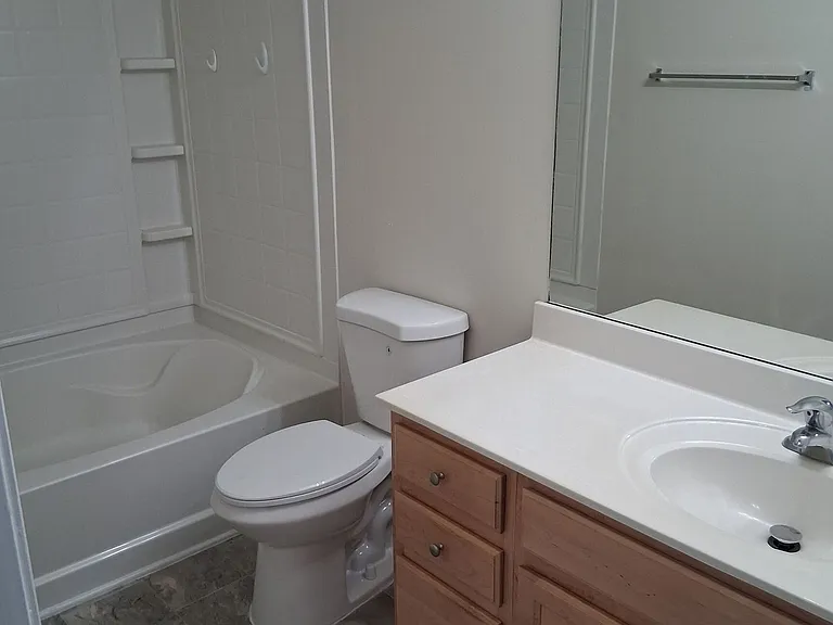6208 Ellenwood Dr — Photo 20