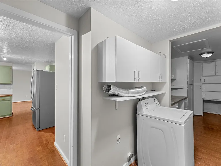 3513 Castlebury Dr — Photo 17
