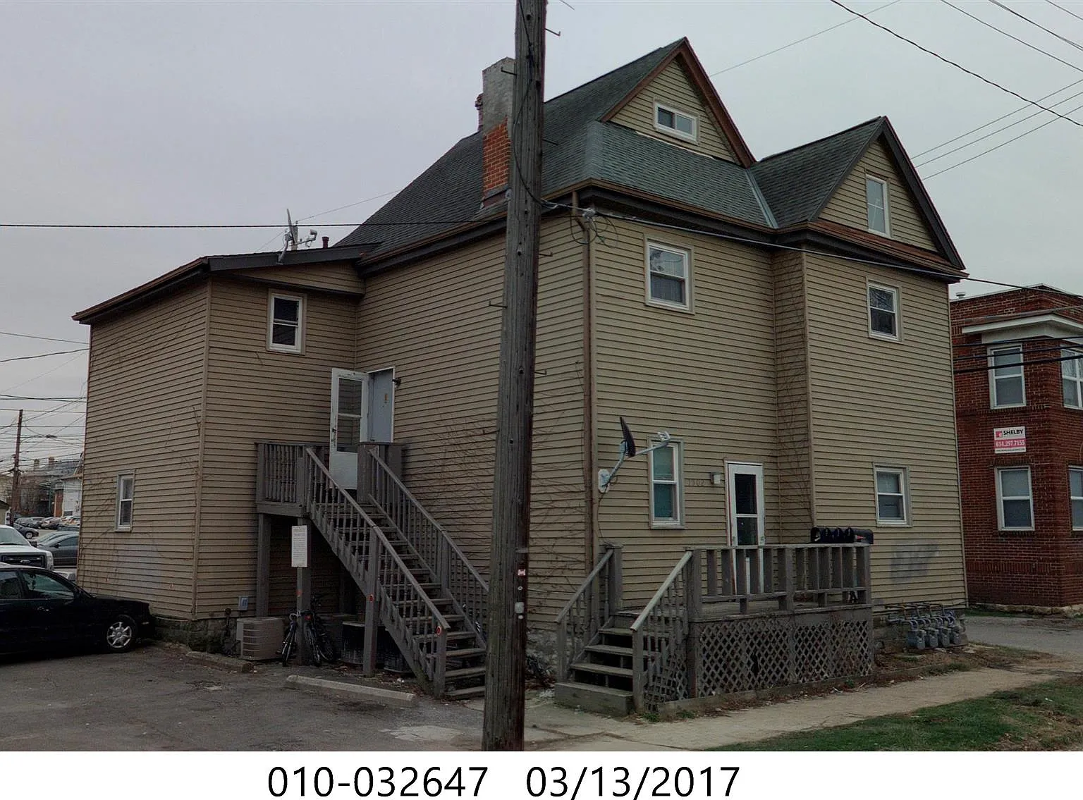 1502 Hunter Ave — Photo 1