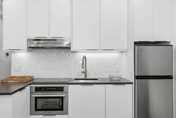 Rented by Compass | media 13