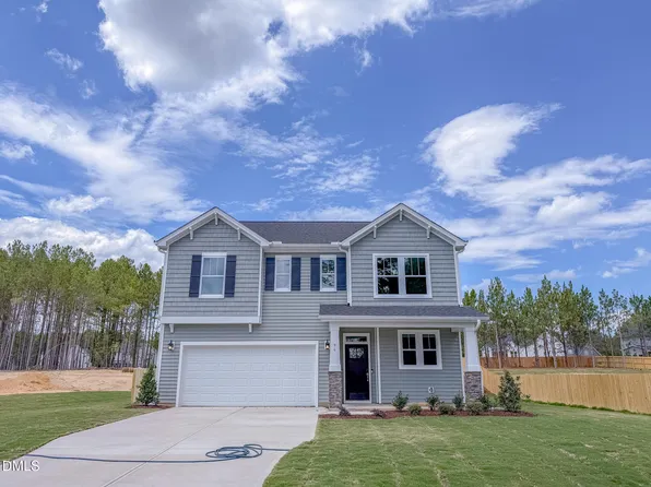 96 Eagle Rock Dr, Lillington, NC 27546