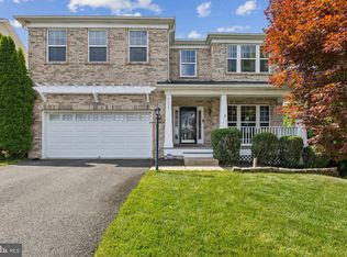 4257 Meyers Rd, Triangle, VA 22172