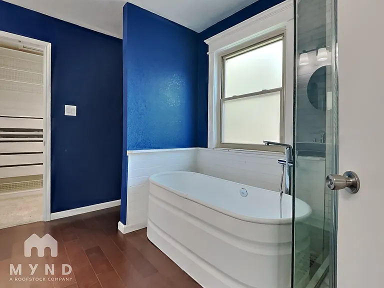 8709 Verona Trl — Photo 16