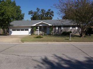 523 15th Ave NW, Ardmore, OK 73401