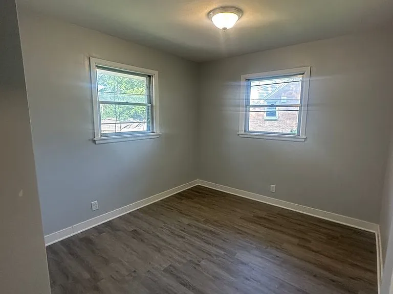 7230 W Lakefield Dr — Photo 5