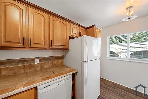 8 Whitmore Pl #4 — Photo 9