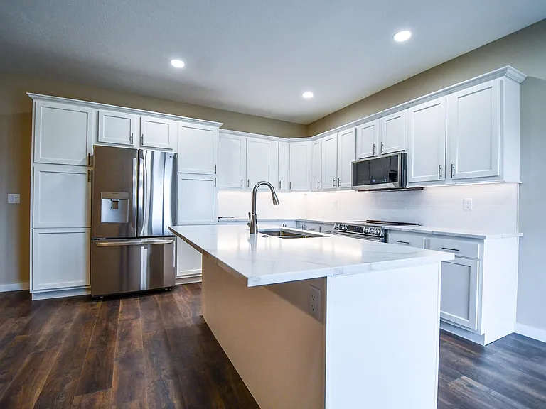Rosenthal Dr — Photo 25