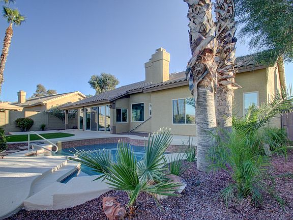 5th image of 17836 W Cactus Flower Dr