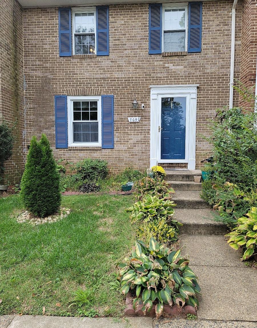 7050 Leewood Forest Dr, Springfield, VA 22151 Zillow