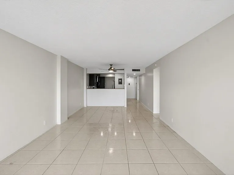 12 Royal Palm Way #501 — Photo 27