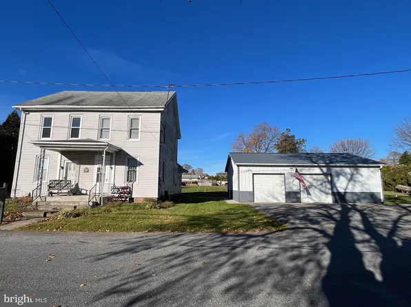 31 Locust Ln, Lebanon, PA 17042