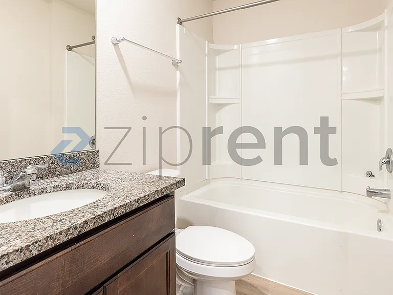 129 Wellwood Ln #B — Photo 12