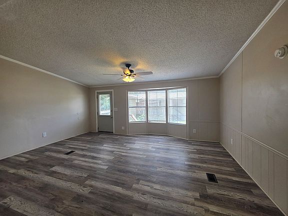 5th image of 2821 Hillcrest Ave #5