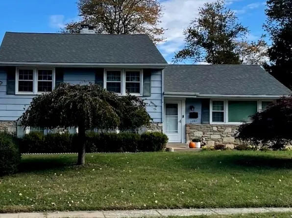 1207 Greenhill Rd, Flourtown, PA 19031