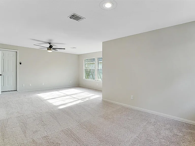 87 N Concord Valley Cir — Photo 41