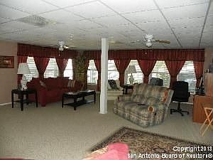 5th image of 209 Creekview Dr