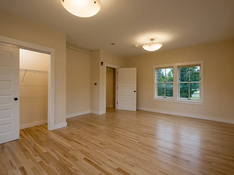 101 N Main St #203 — Photo 7