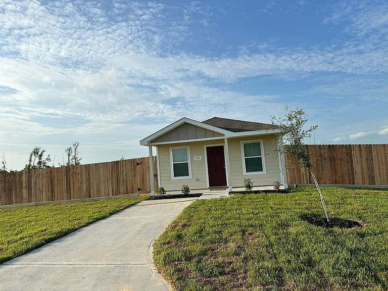 1763 Road 5722 — Photo 14