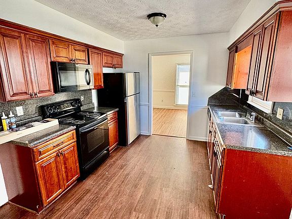 3rd image of 6293 Dupree Dr