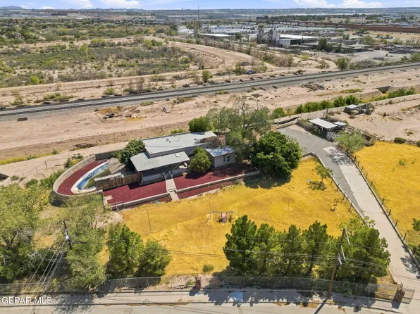 9401 Pavo Ln, El Paso, TX 79907