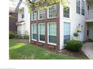 129 Carriage Crossing Ln, Middletown, CT 06457