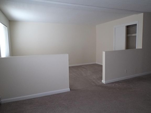 5th image of 200 E Shore Cir APT 126