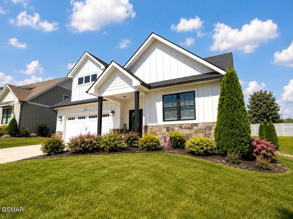 526 Simmons View Dr, Seymour, TN 37865