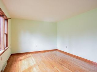 890 Locust Ave, Washington, PA 15301