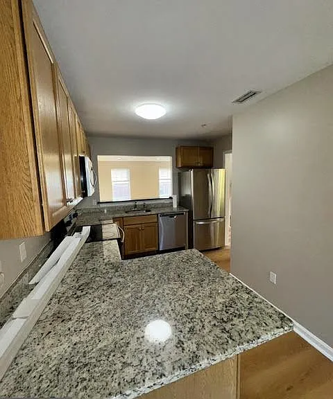 327 S Adams St — Photo 11