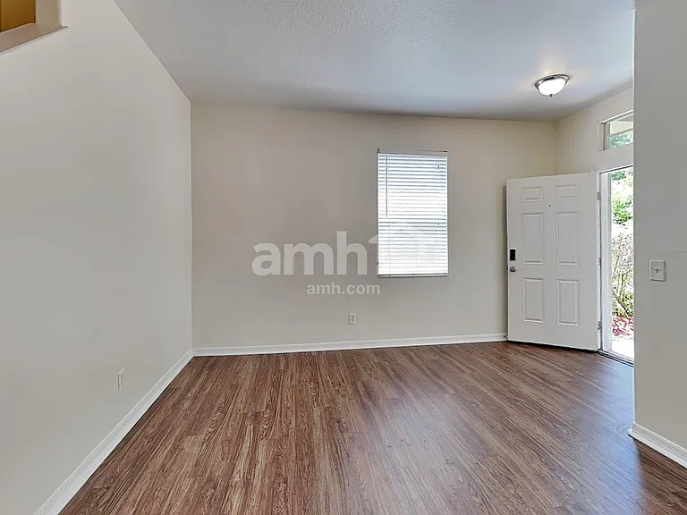 8523 Deer Chase Dr — Photo 6
