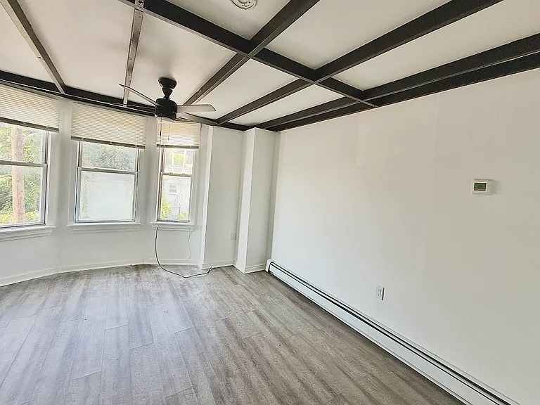 443 Harris St #2 — Photo 20