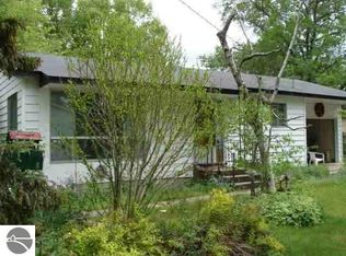 834 W Carver St, Traverse City, MI 49686