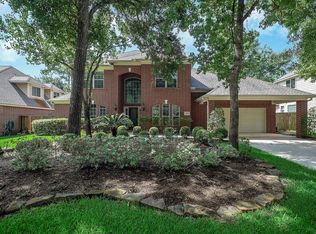 146 E Mirror Ridge Cir, The Woodlands, TX 77382