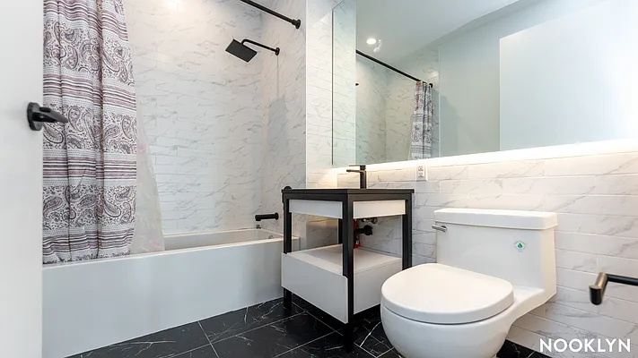 Rented by Nooklyn NYC LLC | media 108