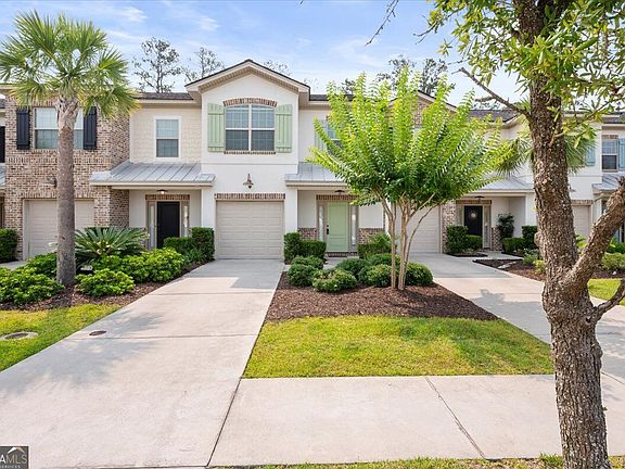 2nd image of 404 Mariners Cir