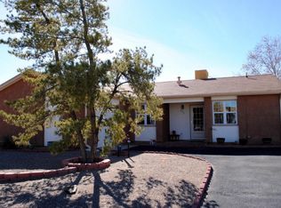 275 Sommerset Dr SE, Rio Rancho, NM 87124
